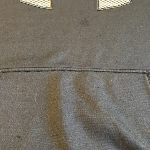 Men’s Under Armour sweatshirt. - Picture 7 of 8